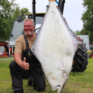 1 Thomas 53.4kg
